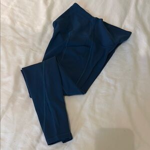 Lululemon Athletica Teal Blue Leggings with side pockets